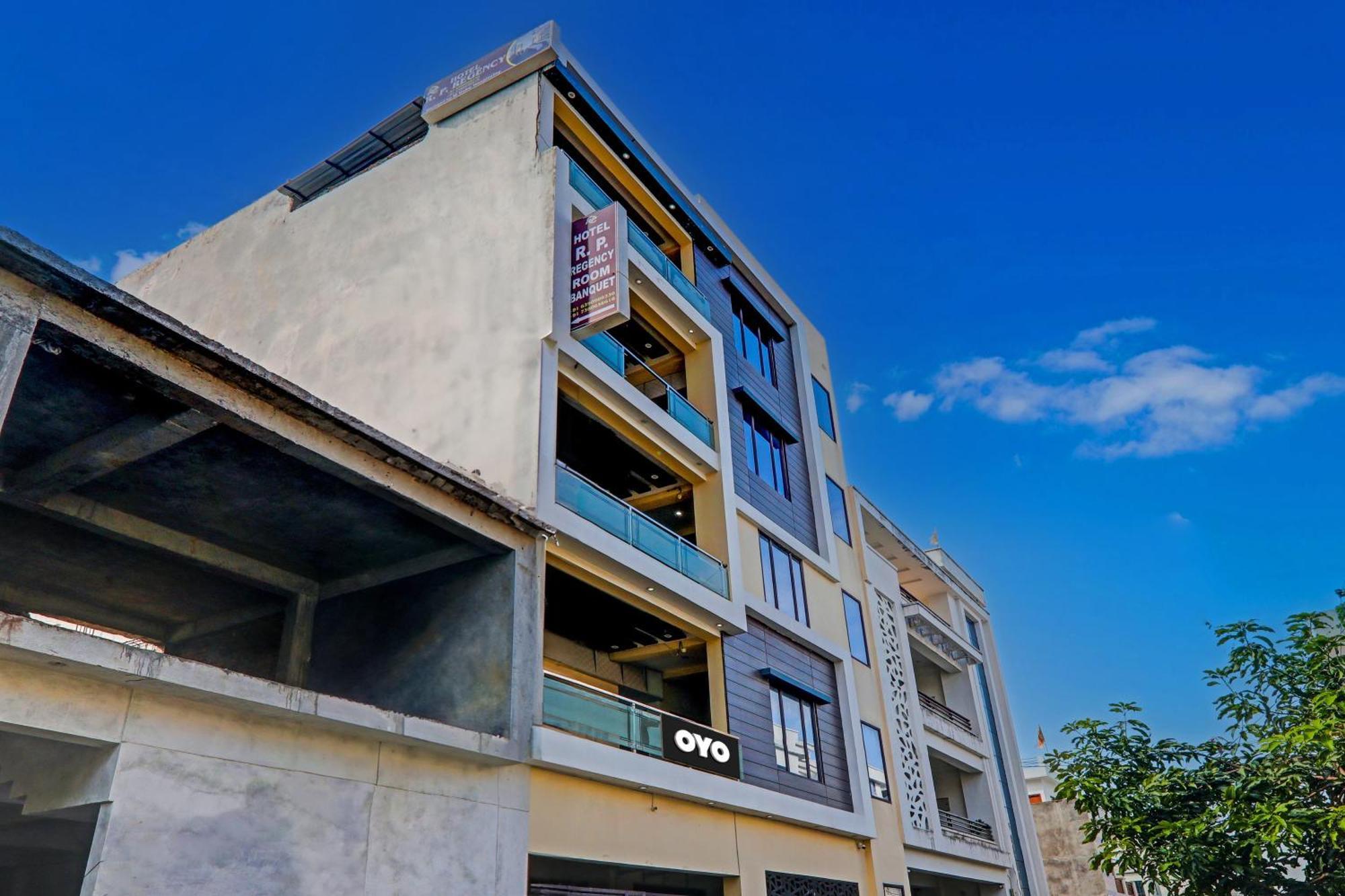 Hotel O Drip Inn Lucknow Buitenkant foto